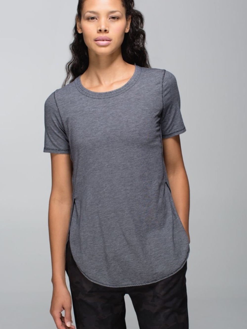 Lululemon Om Tee Women’s Size 6